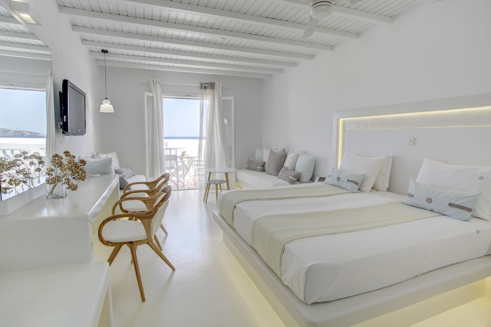 Andronis Minois - Small Luxury Hotels of the World 22/64