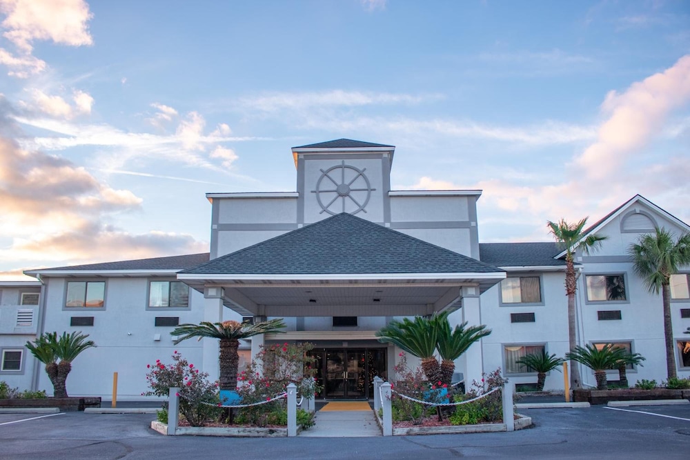 Howard Johnson Inn Tybee Island Savannah GA 2/69