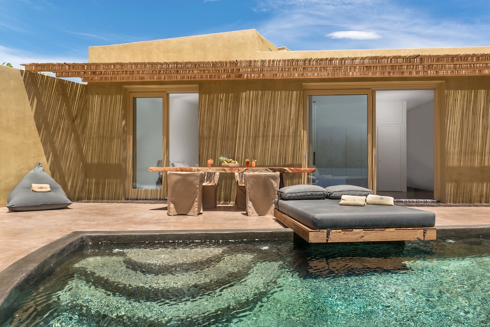Andronis Concept Wellness Resort in SANTORINI