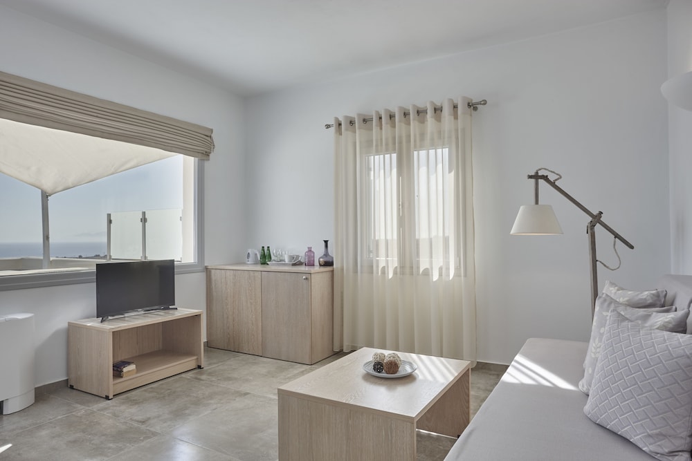 Aliter Suites 6/73