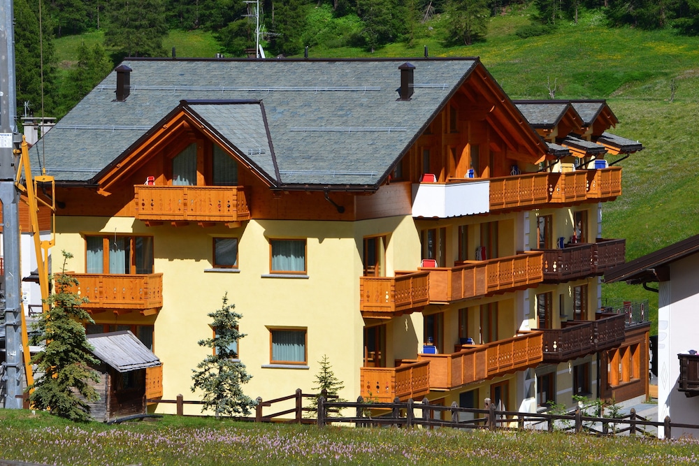 Alba Alpine Hotel 4/71
