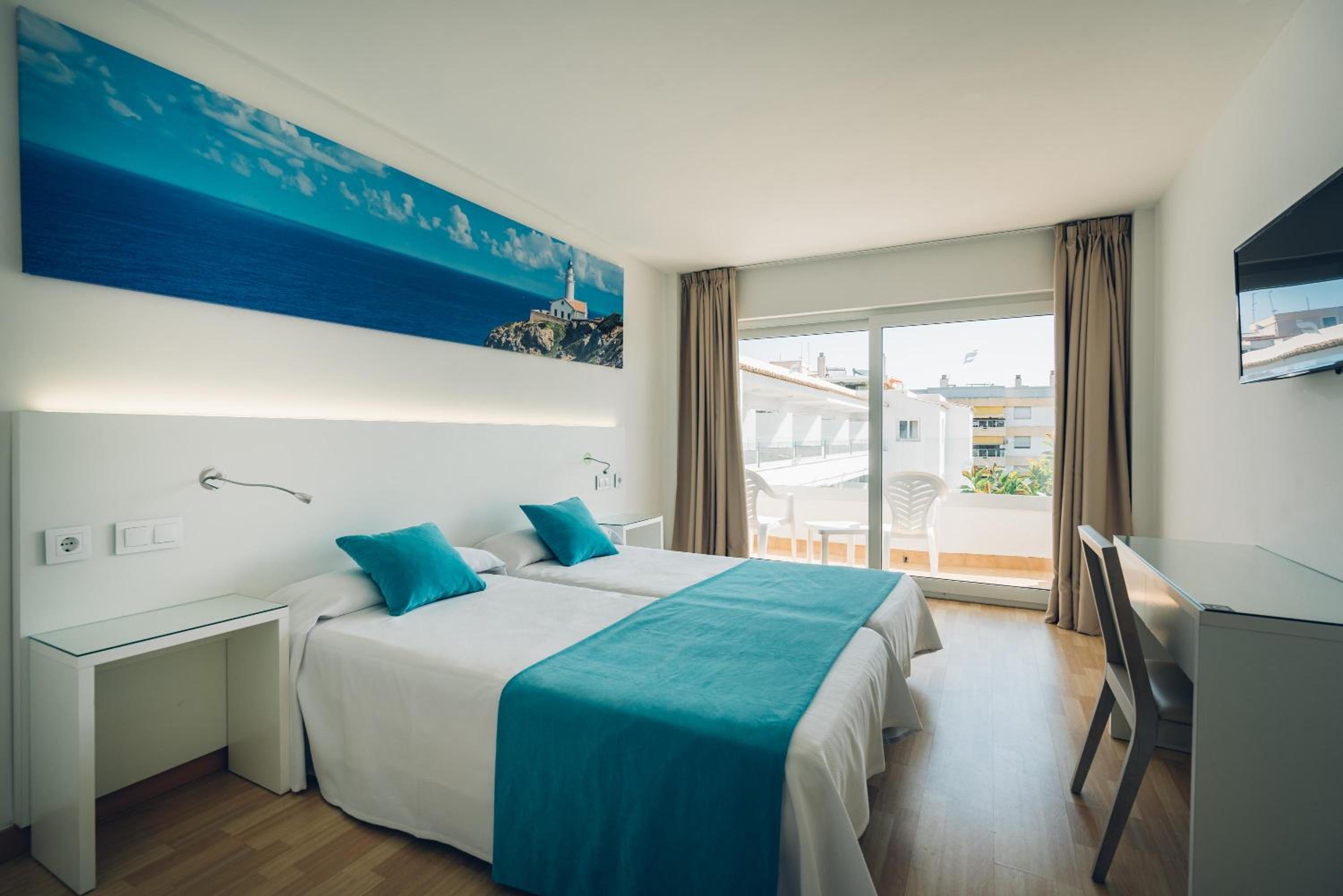Room, Double Bed, Pool View
