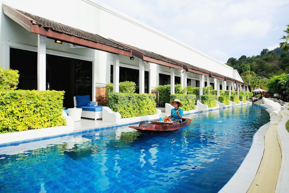 Access Resort & Villas in KARON BEACH