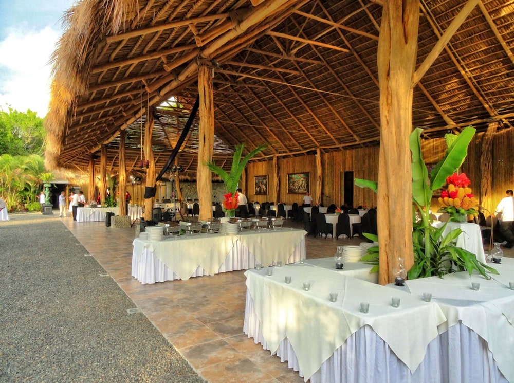 Villa Caletas Hotel 4/41