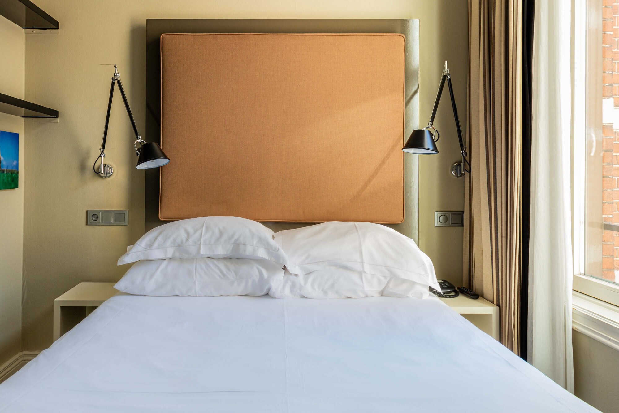 غرفة بسرير كوين، Hotel Roemer 3/6