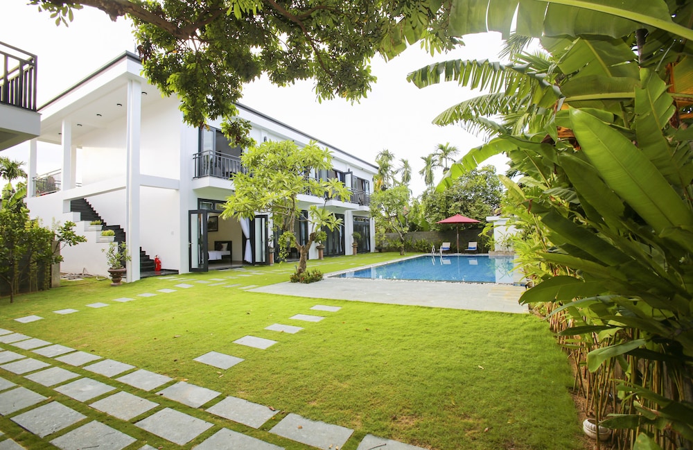 Hoi An Hideaway Villa 37/41