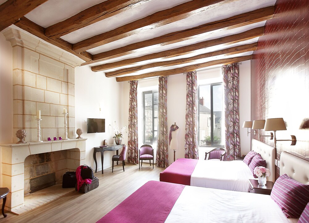 Hostellerie La Croix Blanche 19/50