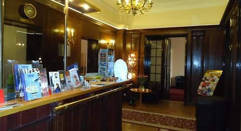 Hotel Aster 49/64