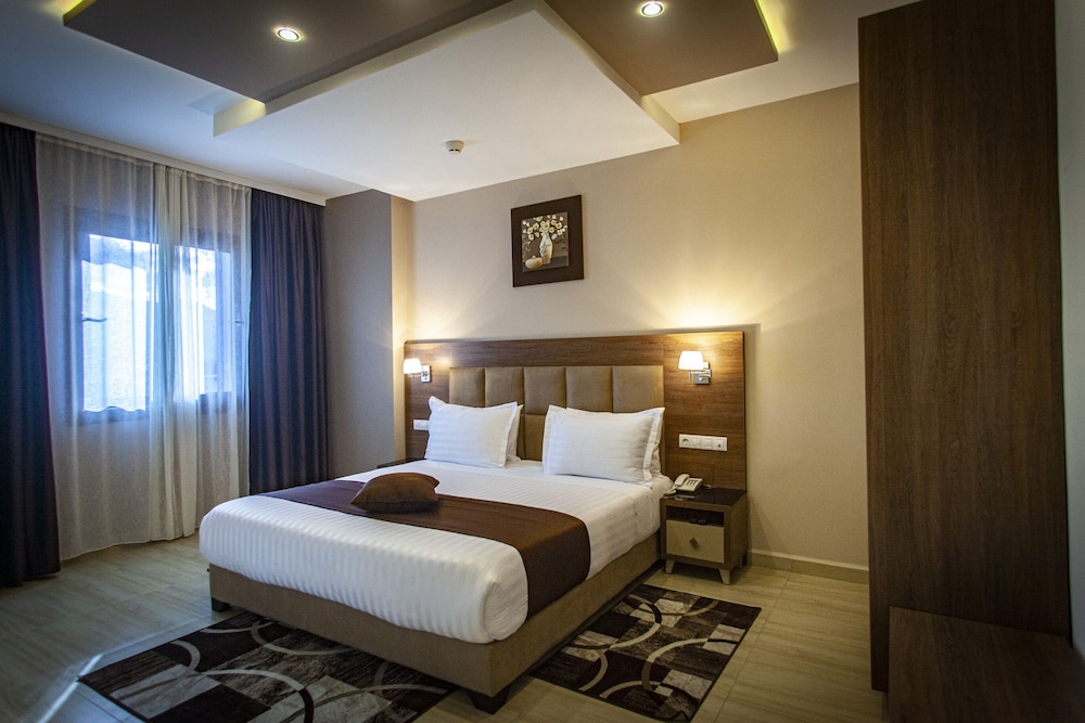 BN Hotel 16/61