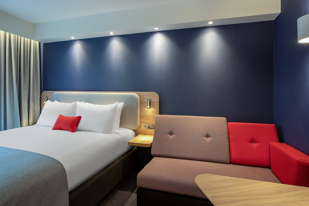 Holiday Inn Express Cambridge West - Cambourne 17/52