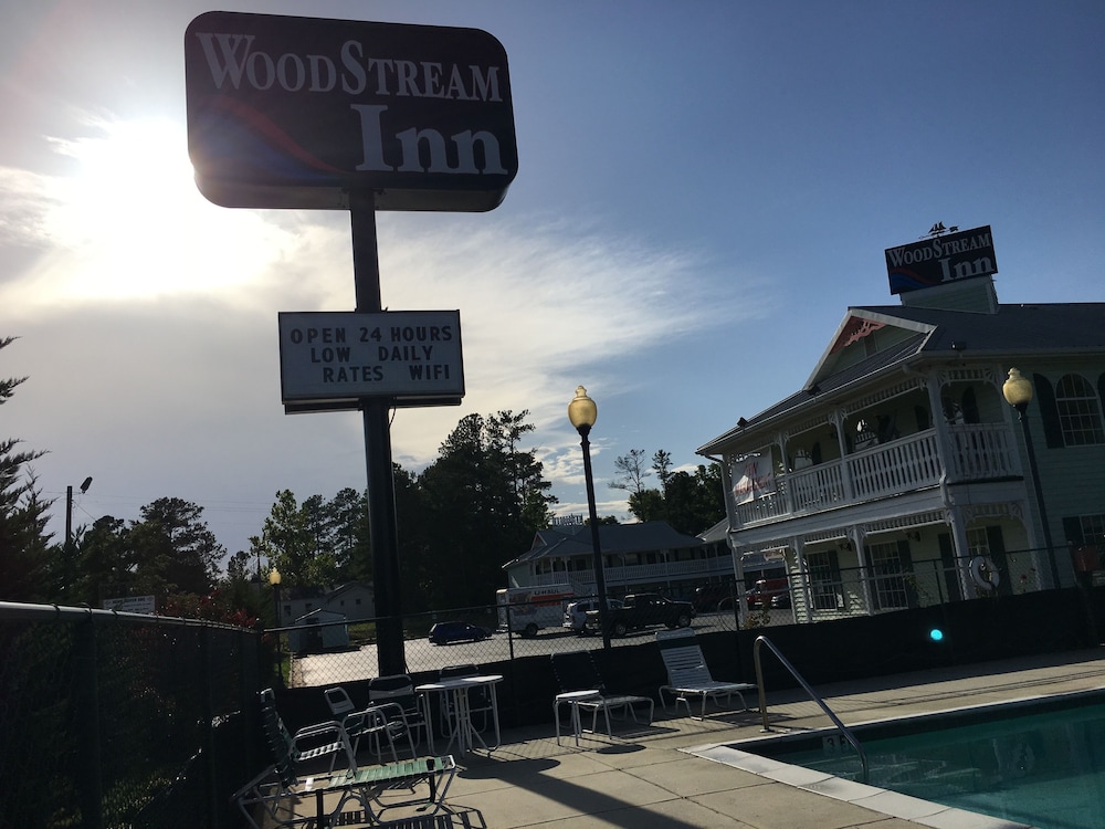 Woodstream Inn 6/57