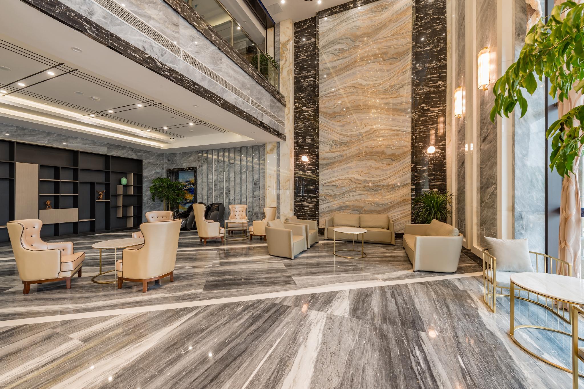 Rezen Hotel Wansheng International 6/25