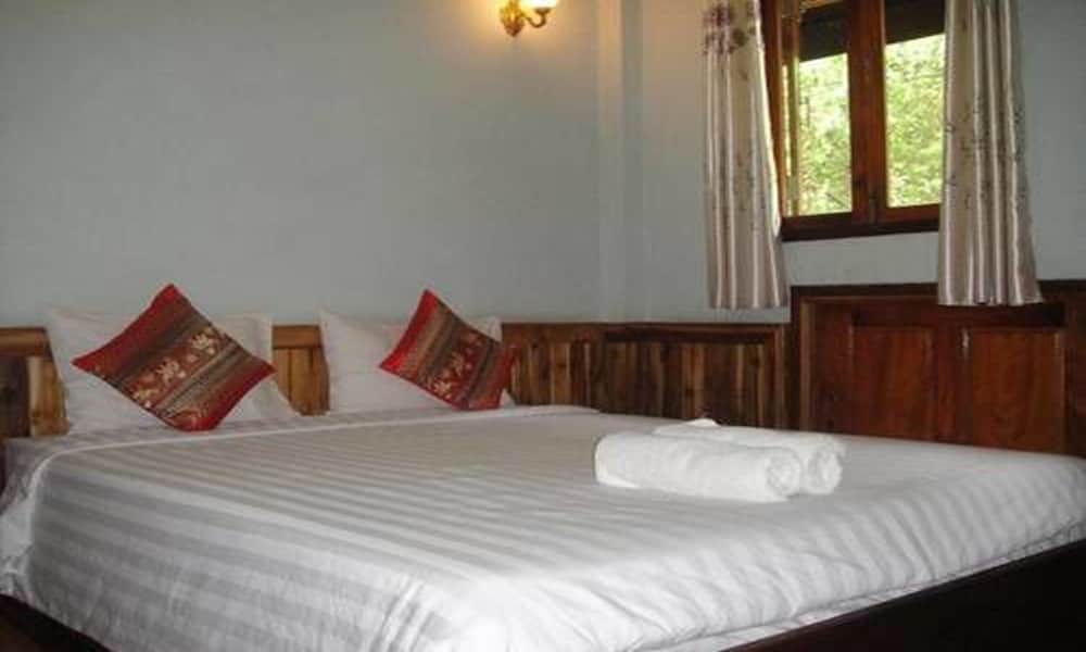 SUPERIOR, DOUBLE BED, RIVER VIEW