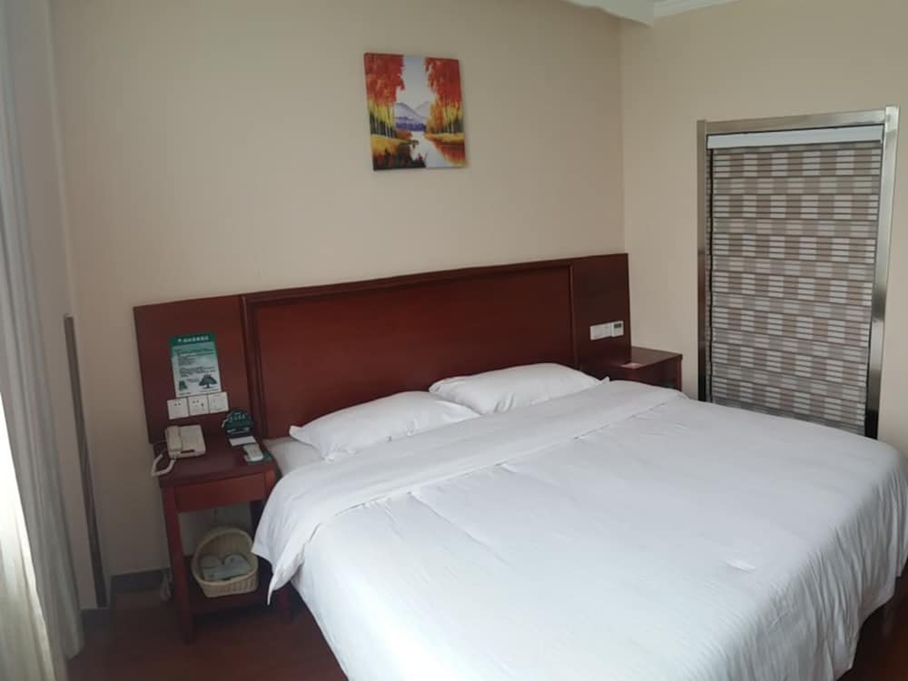 GREENTREE INN YANCHENG JIANHU SHANGGANG BUS STATION FREEWAY 204 EXPRESS HOTEL 14/50