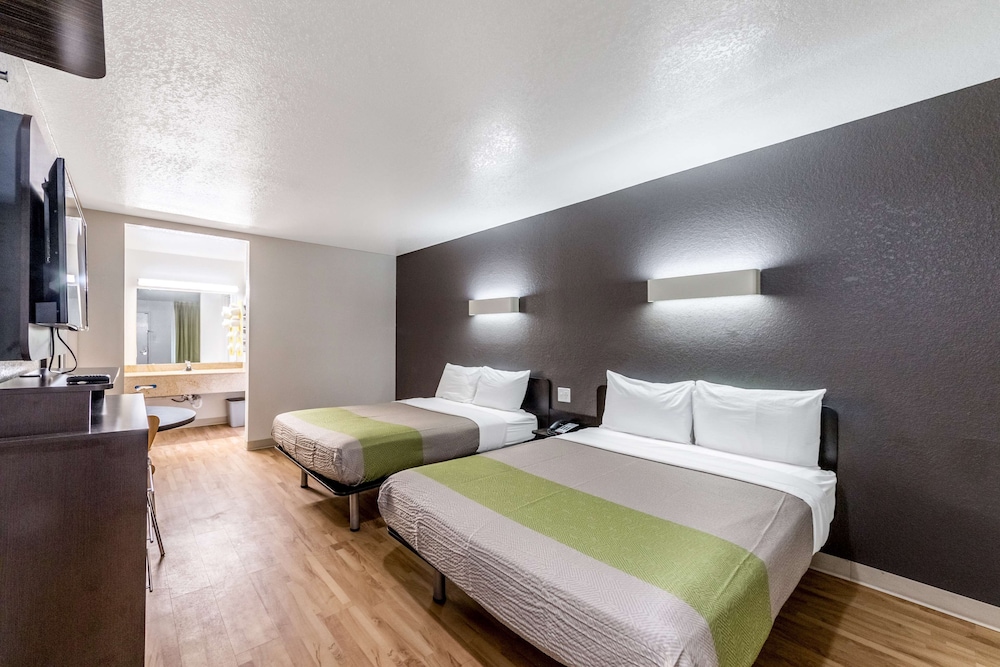 Studio6 San Antonio, TX - Fort Sam Houston Area 22/47