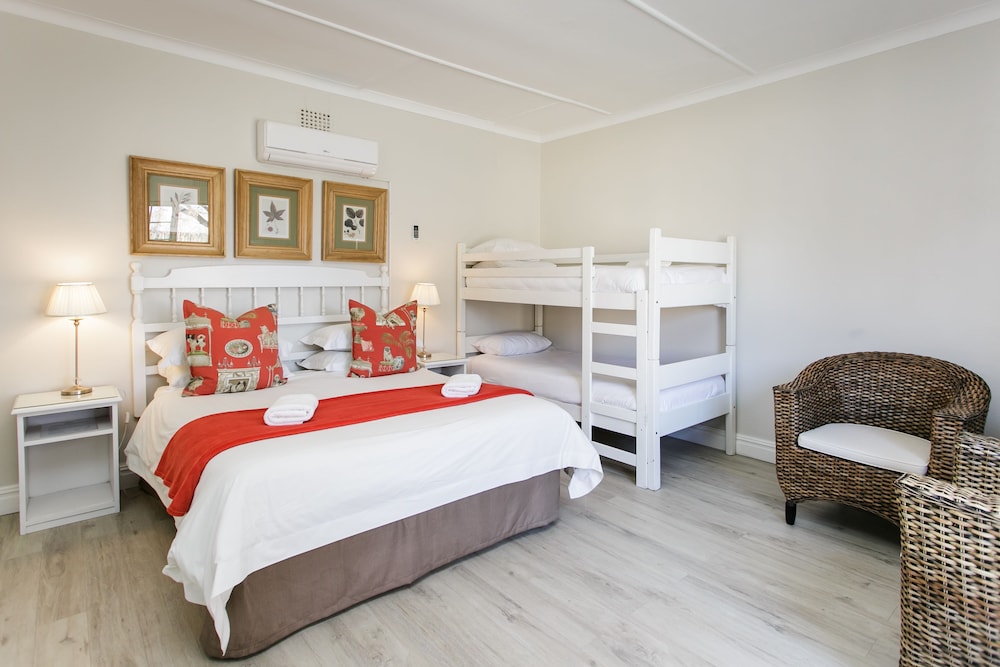 Wagon Wheel Country Lodge 24/50