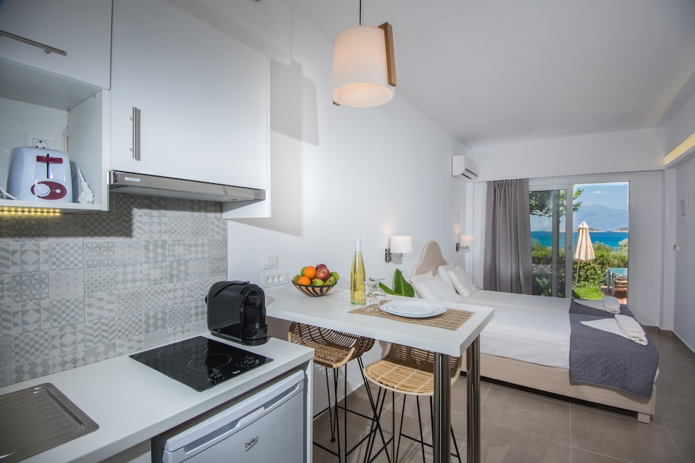 MIRABELLA APARTMENTS 45/74