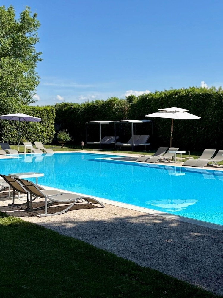 Hotel Saccardi Spa 42/48