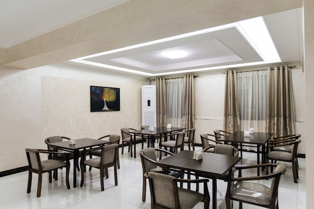 Ravan Hotel Tashkent 52/58