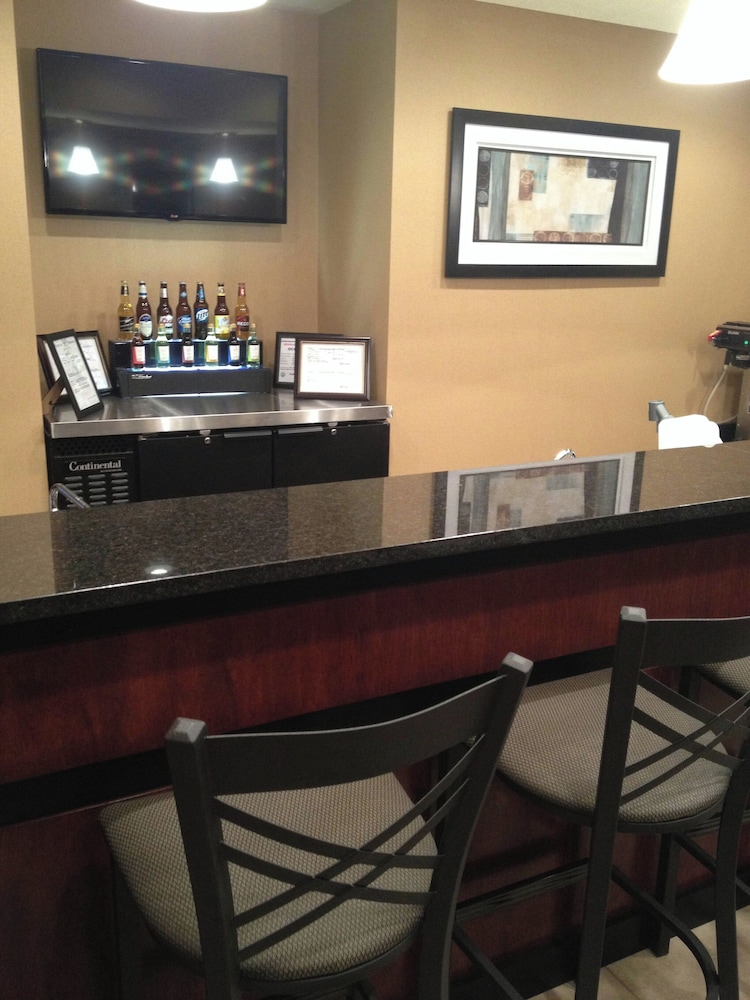 Cobblestone Hotel And Suites Broken Bow 5/51
