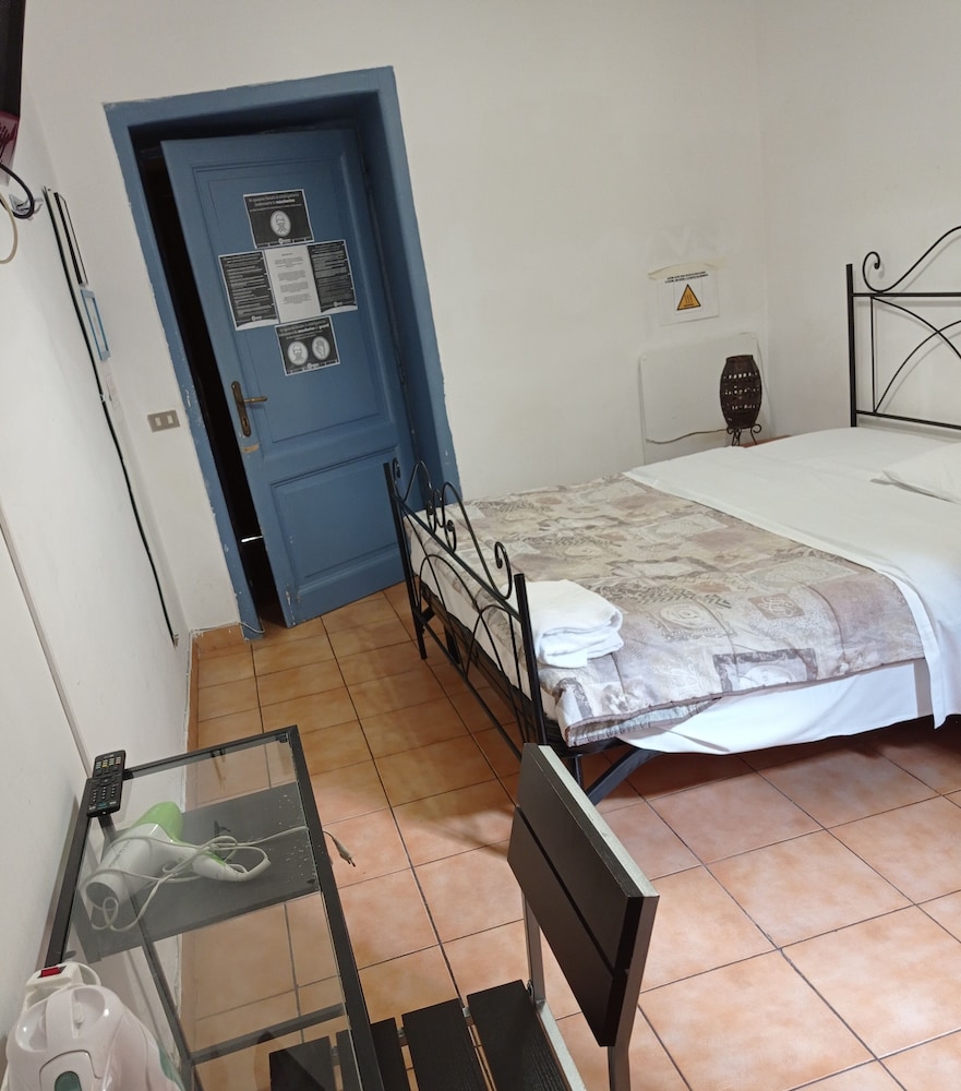 Meltin' Rome Guesthouse 6/40