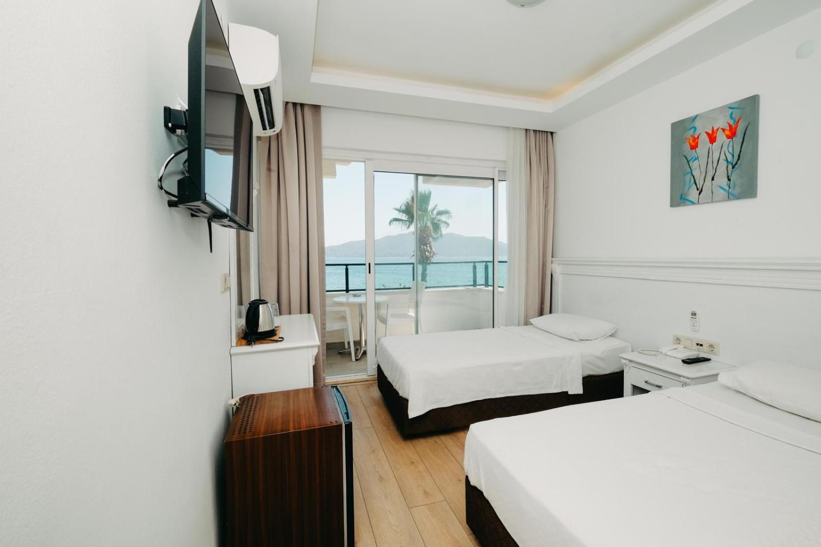 غرفة بسرير مزدوج، Honeymoon Hotel 3/5