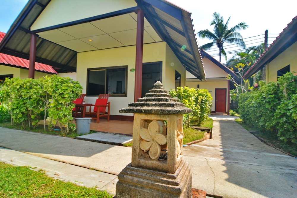 Golden Bay Cottage 10/75