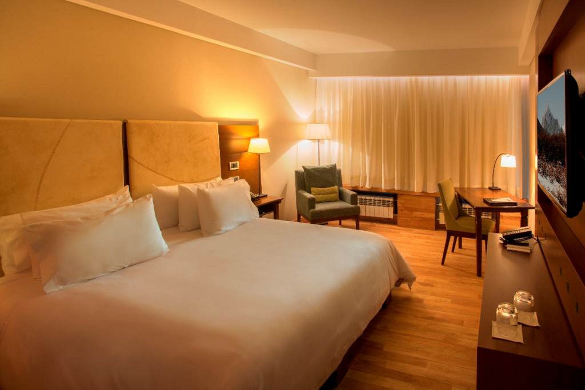 Suite, Sea View
