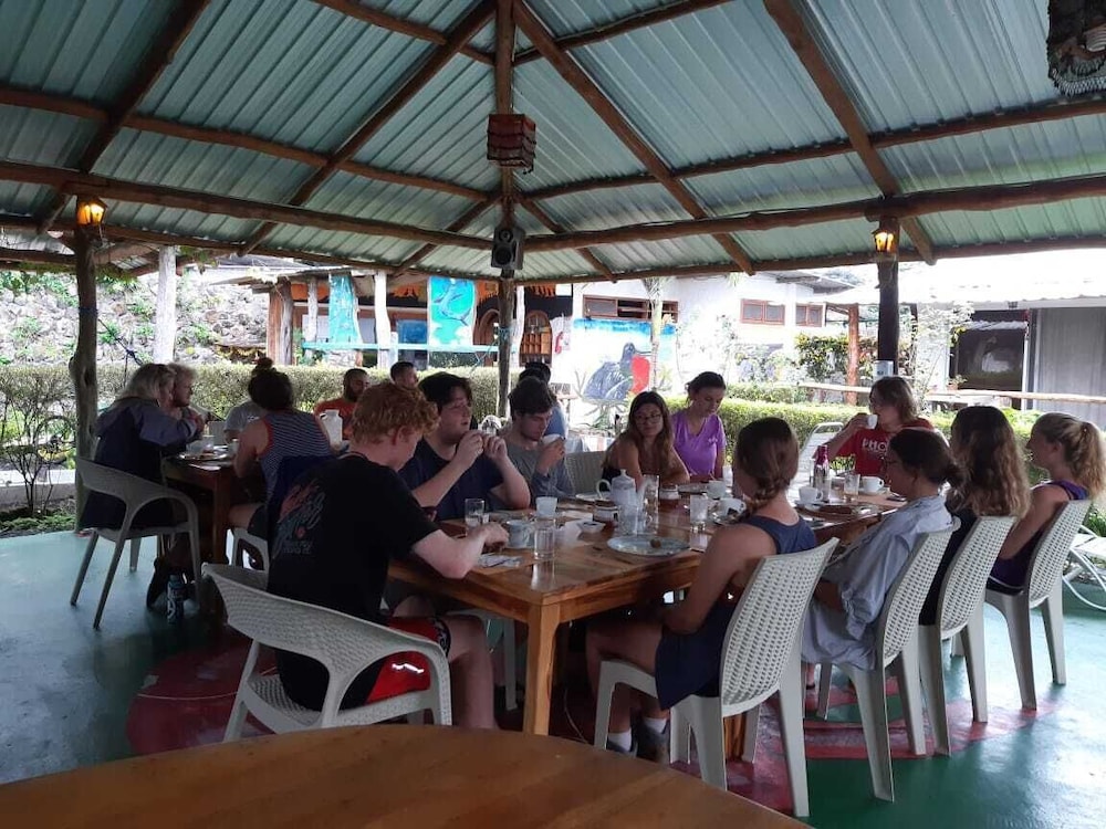 Suymar Ecolodge Galapagos 57/75