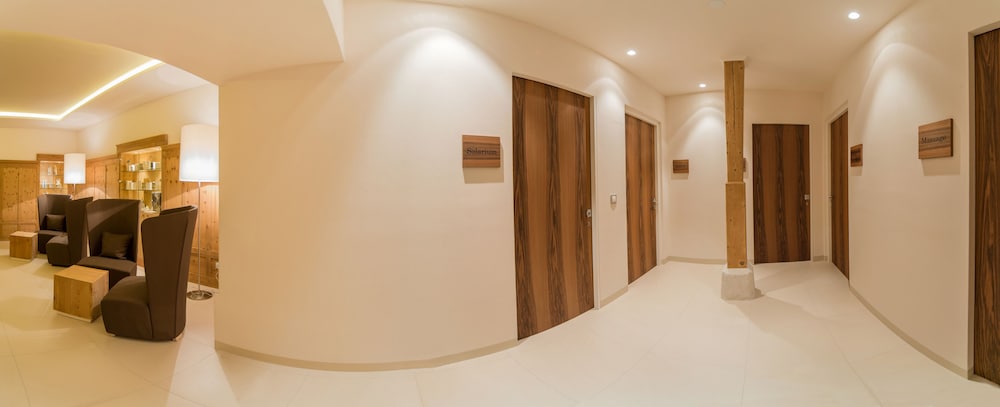 Park Hotel Bellevue 23/64