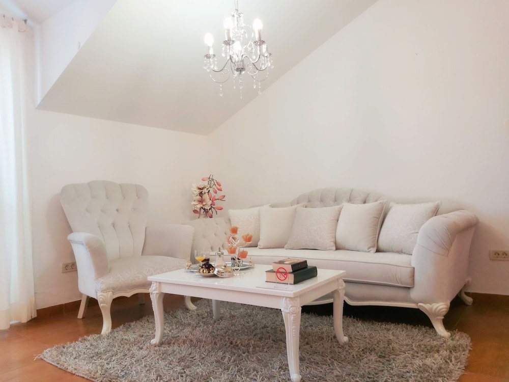 Adria Apartments 19/50
