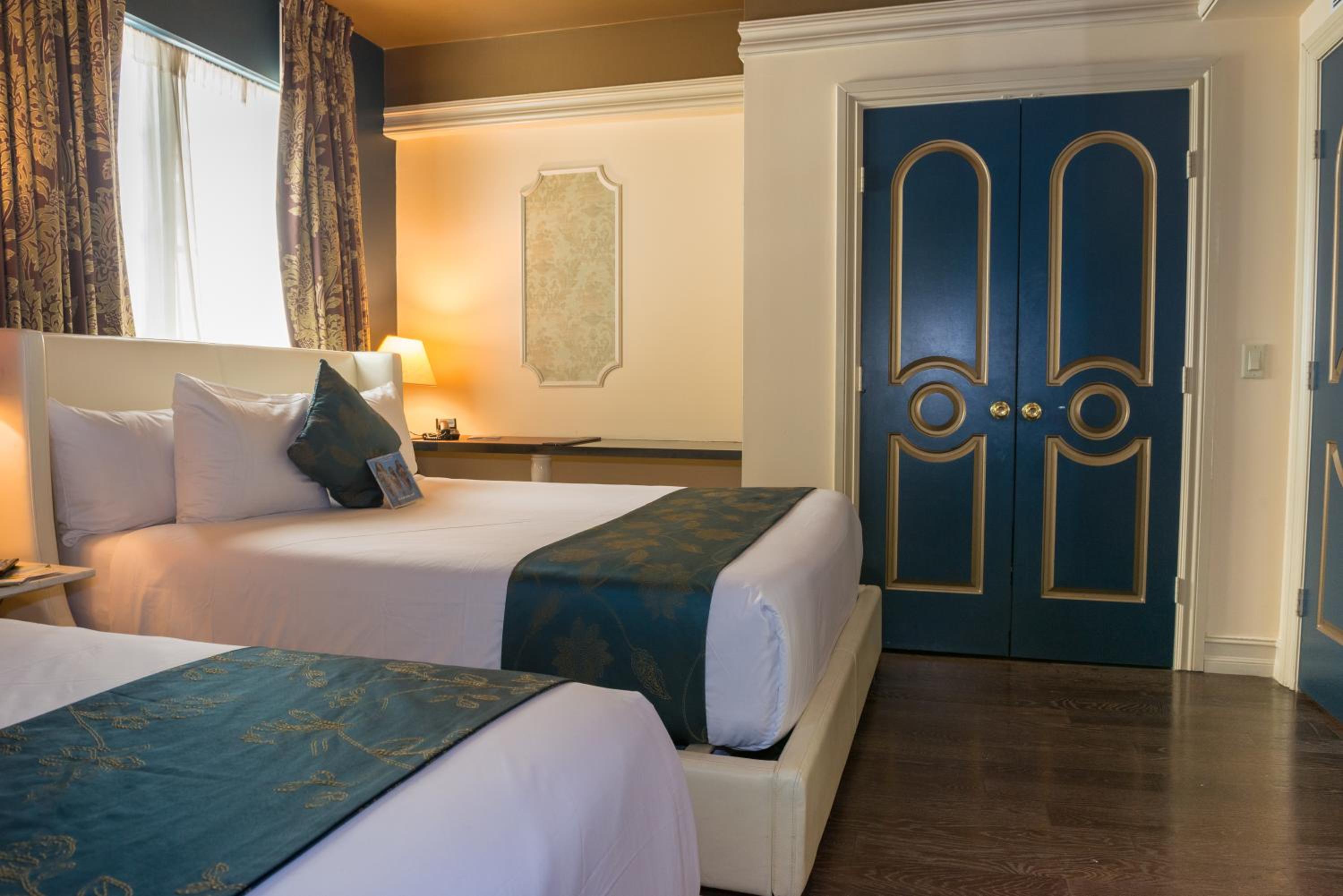 1 Bedroom, Suite, 2 Queen Beds, Riviera Suites South Beach 6/10