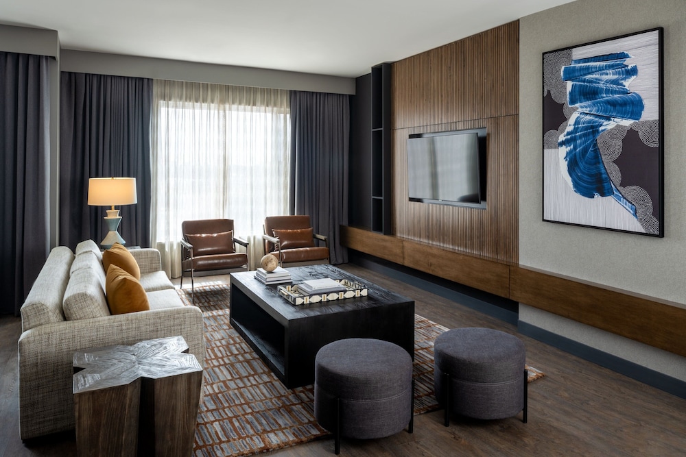 Delta Hotels by Marriott Wichita Falls Convention Center 23/44
