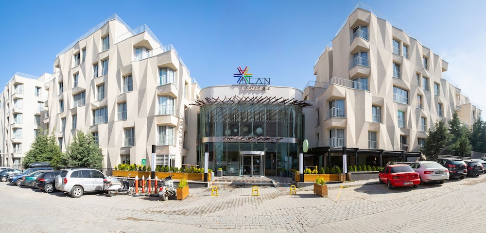 Alan Suites 38/50