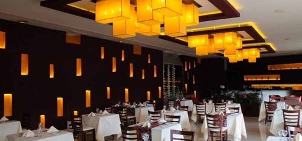 CARNAVAL HOTEL CASINO 6/52