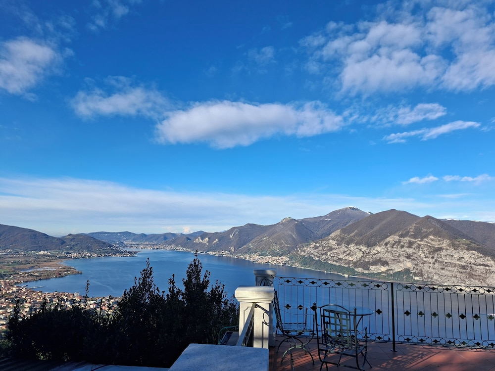 RELAIS DU SILENCE ALBERGO RELAIS I DUE ROCCOLI 39/50