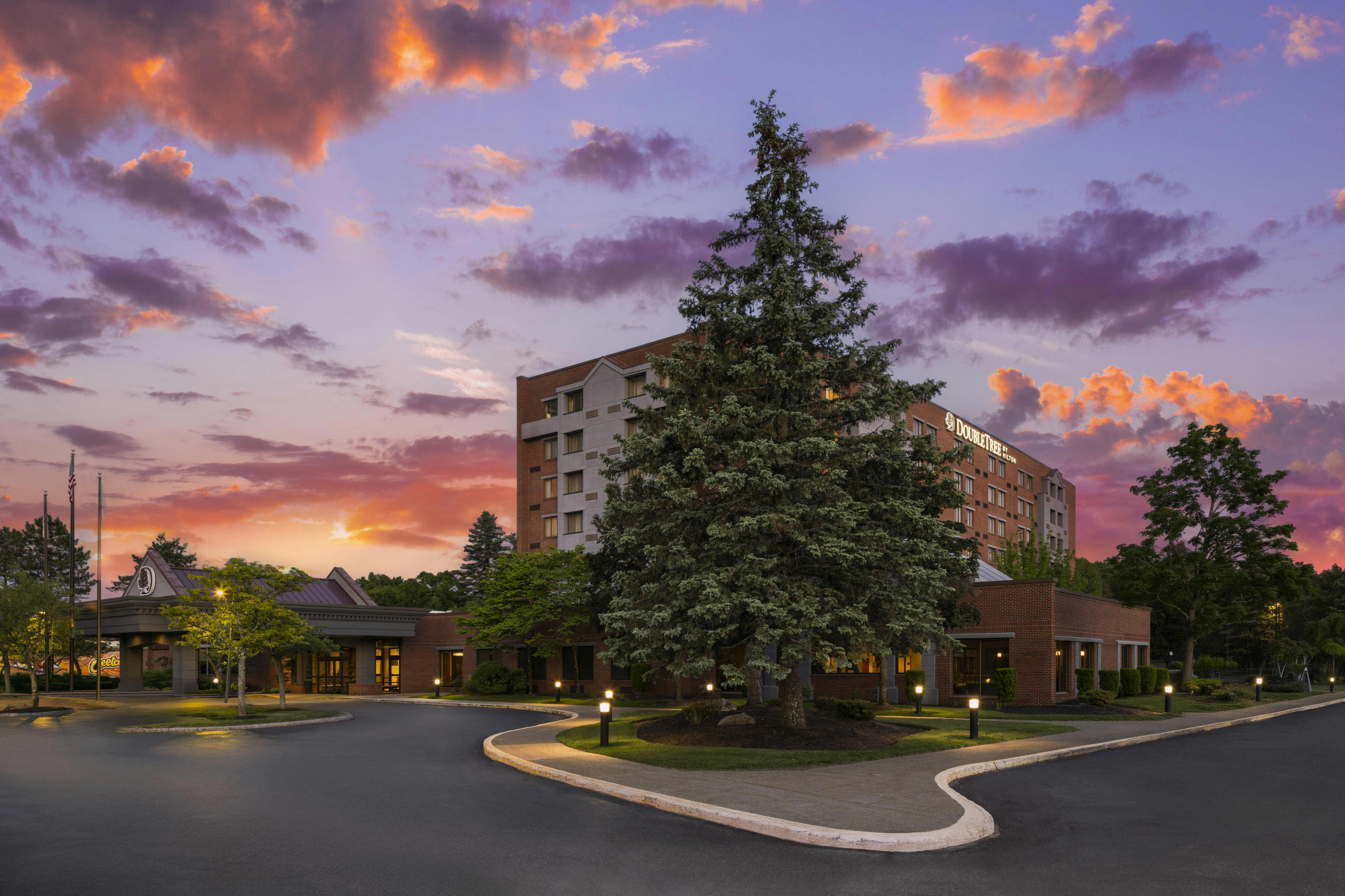 Doubletree By Hilton Hotel Leominster 68/68