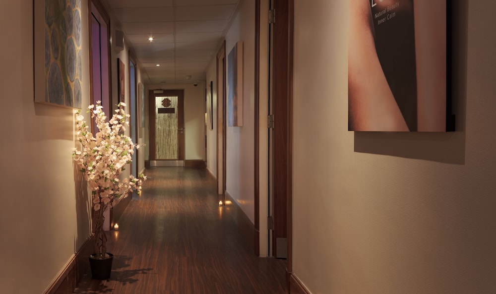 Ashford International Hotel & Spa 34/61