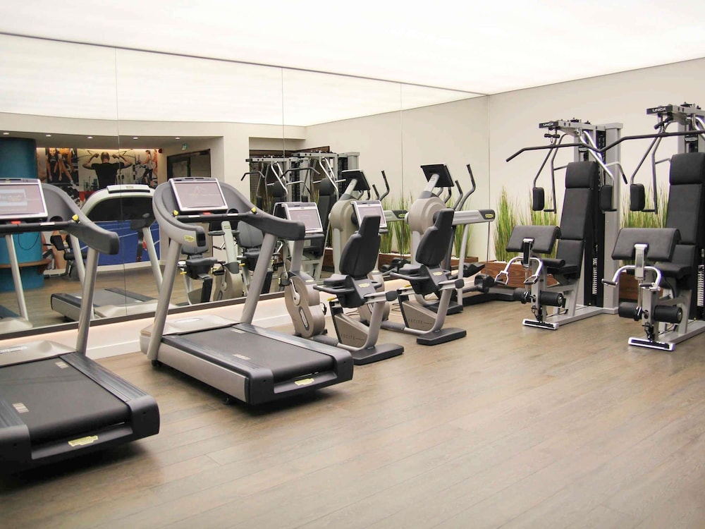 MERCURE ORLEANS CENTRE 34/62