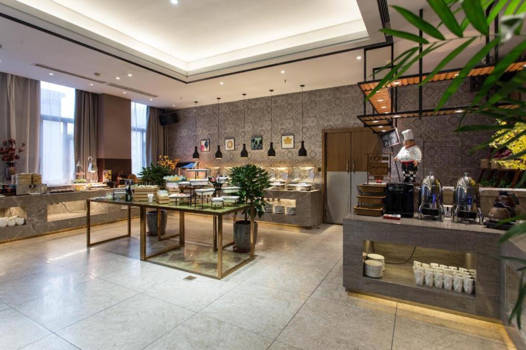 Yitel (Shenyang Olympic Sports Center) 34/39