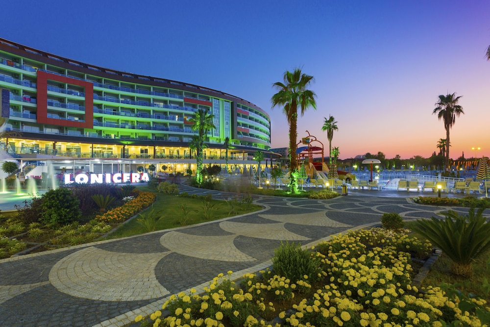 Lonicera Resort And Spa Hotel 46/50