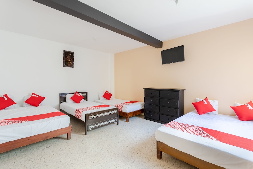 Family, 2 Double and Twin Beds