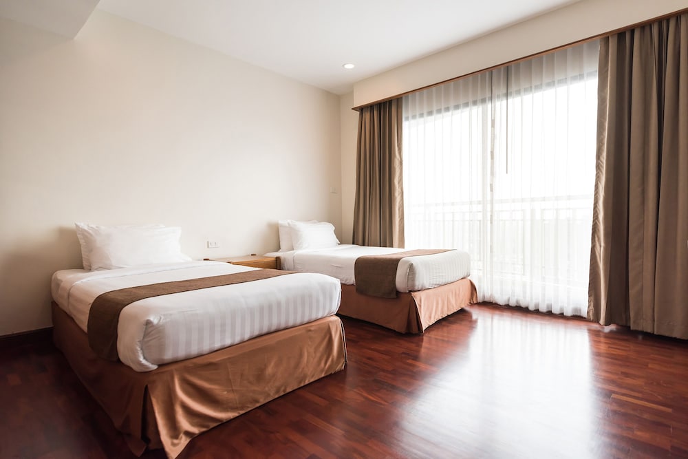 Somerset Park Suanplu Bangkok 6/46