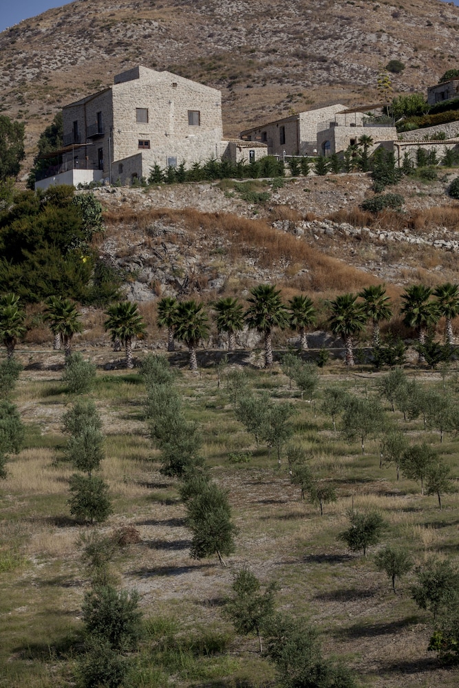 Masseria Agnello 40/49
