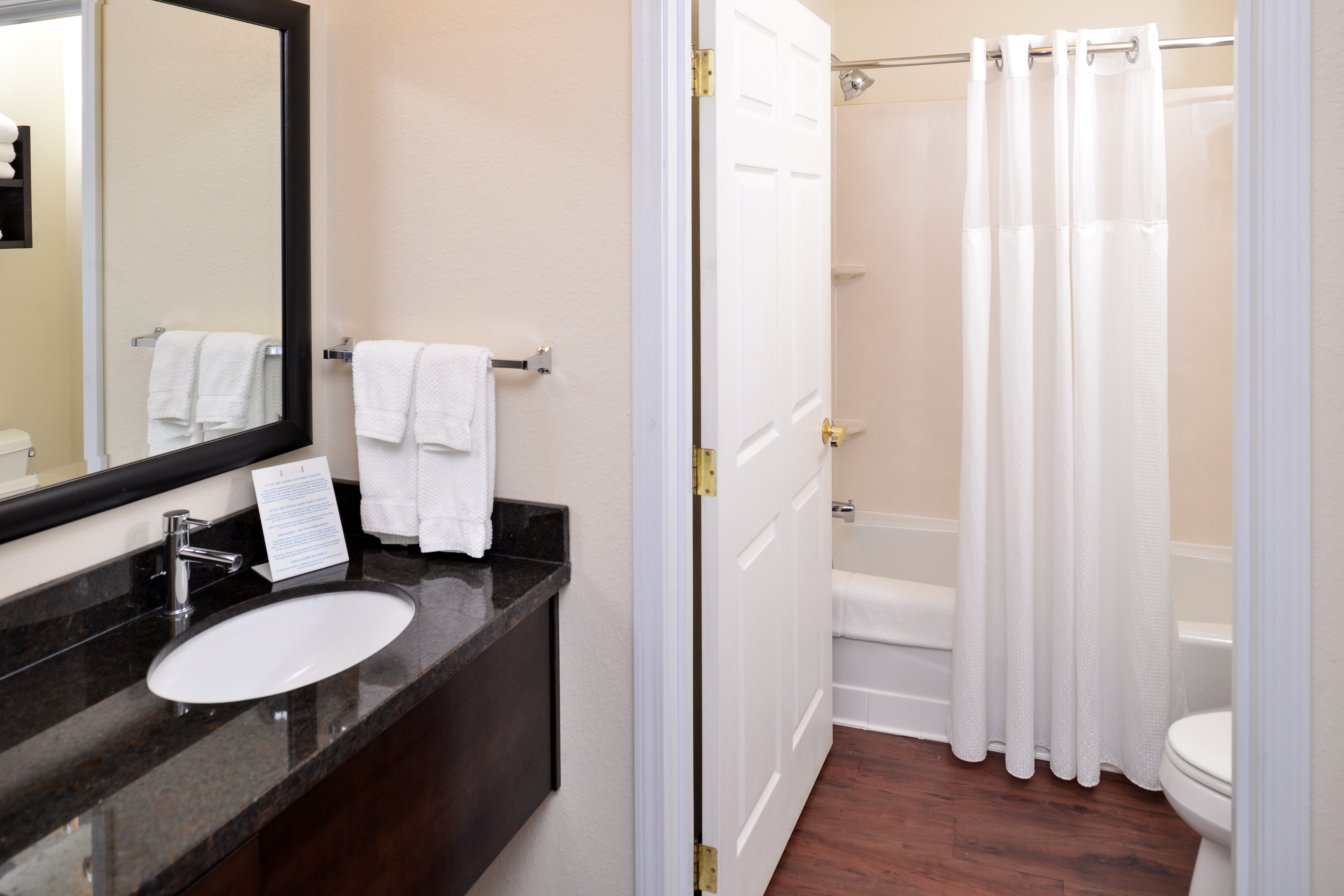 Staybridge Suites Sioux Falls At Empire Mall 53/54