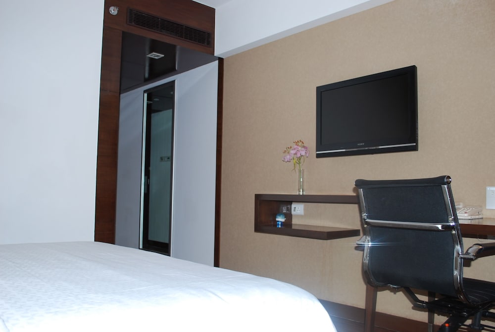 Four Points By Sheraton Ahmedabad 14/41