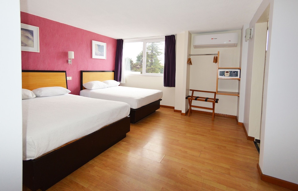 CENTRO 19 HOTEL 12/34
