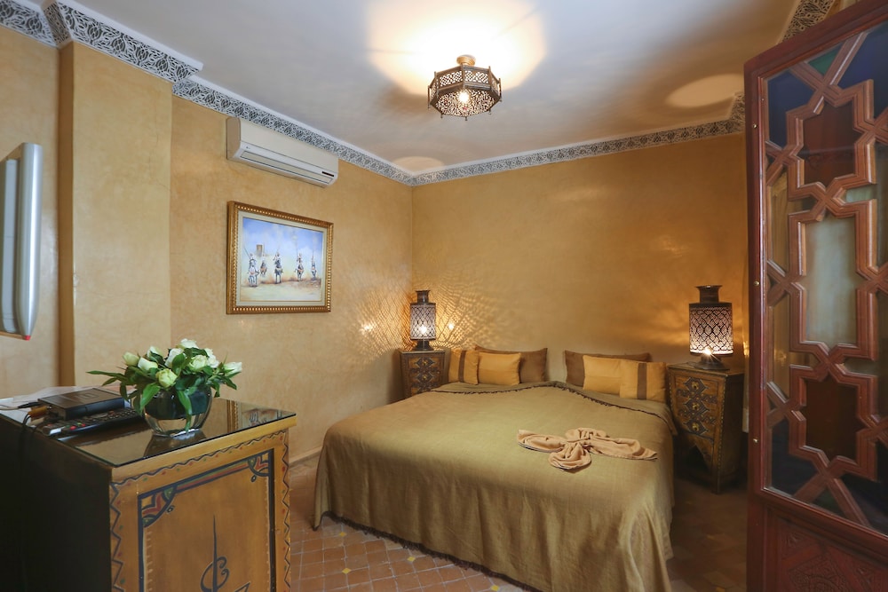 Riad Turquoise 16/81
