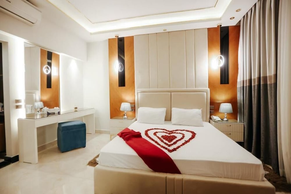 Ramage Hotel & Resort 39/130