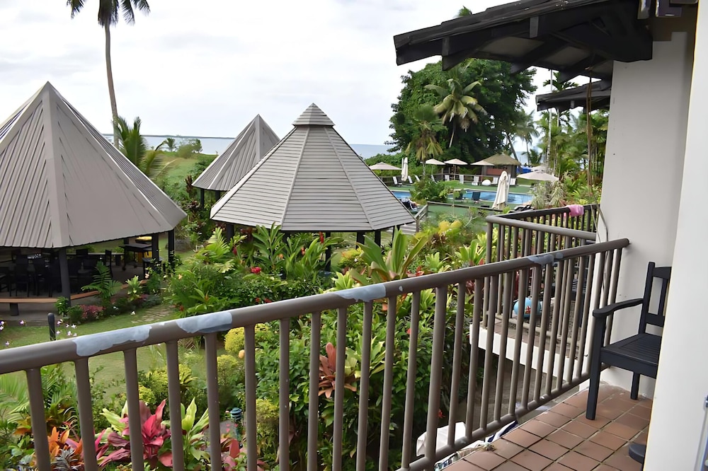 Ultiqa Fiji Palms Beach Resort 7/59